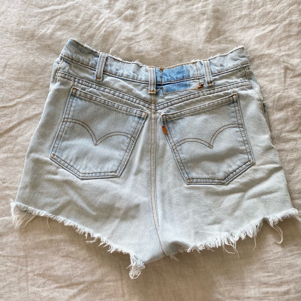 Vintage orange tab Levi’s cutoffs